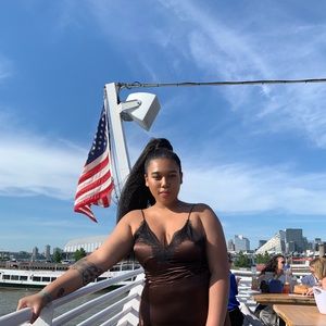 Meet your Posher, Sydney